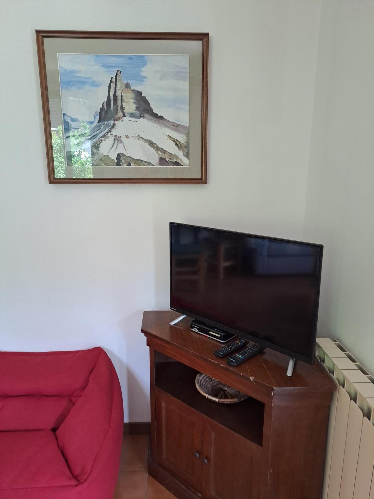 Villetta Singola Con Giardino Cottage Ghisallo Zona Bellagio Magreglio Luaran gambar