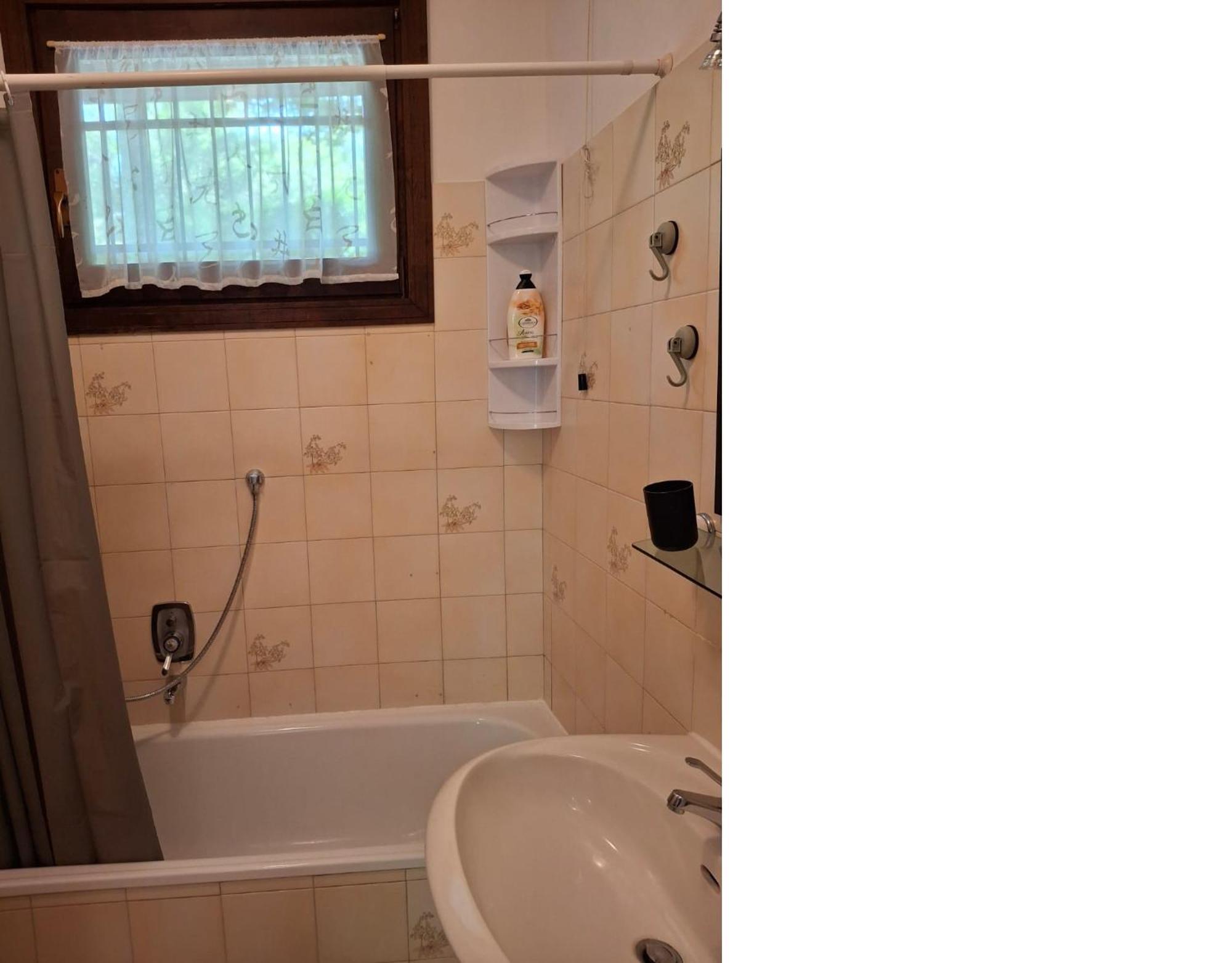 Villetta Singola Con Giardino Cottage Ghisallo Zona Bellagio Magreglio Luaran gambar
